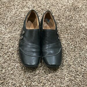 Naturalizer Women’s Black Leather Button Moccasins Shoes